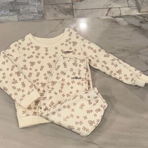 Off-White Kids Tracksuit - Cream and Brown arrow pattern.